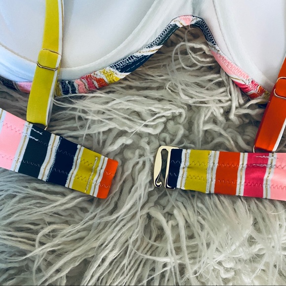 NWT Bikini Top 🌈 OBO - Picture 6 of 8